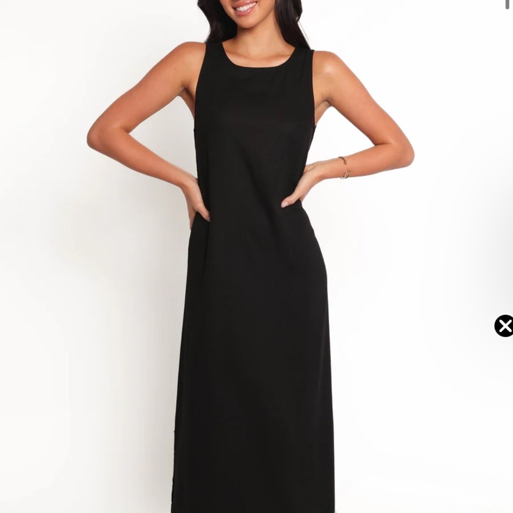 Petal & Pup Black Maxi Dress